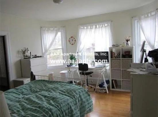 Glenwood St #2 - Photo 2 of 6