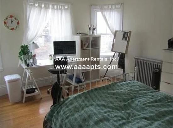 Glenwood St #2 - Photo 4 of 6