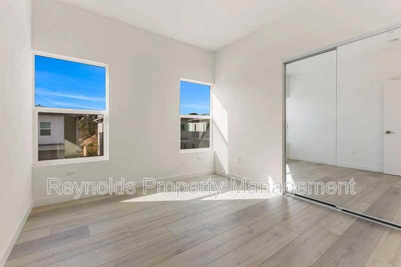 22332 Bonita St - Photo 6 of 10