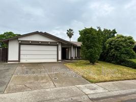 featured image of 752 Crosswind Dr