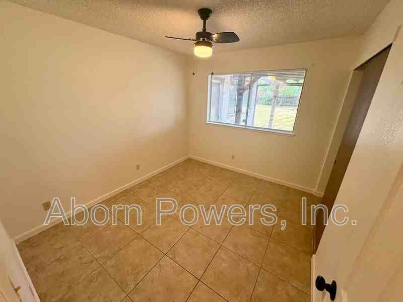 752 Crosswind Dr - Photo 6 of 17