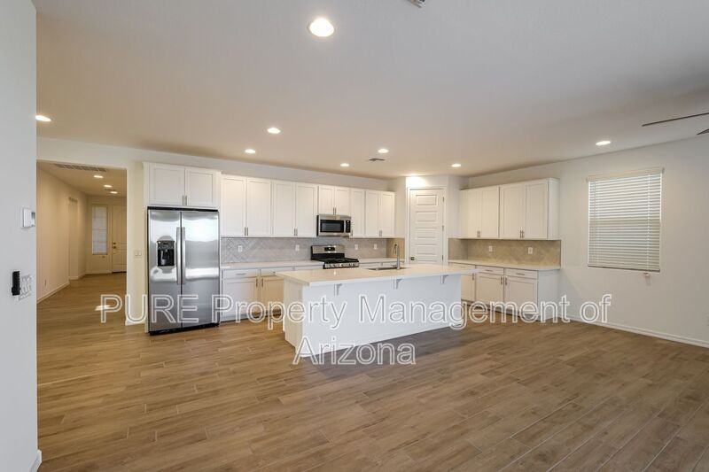 10155 W Crittenden Ln - Photo 5 of 28