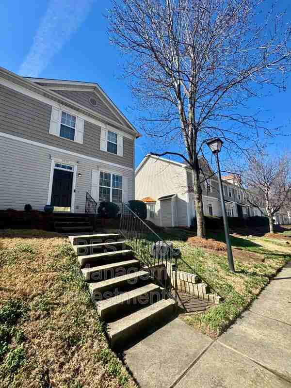 8130 Kings Creek Dr - Photo 2 of 44