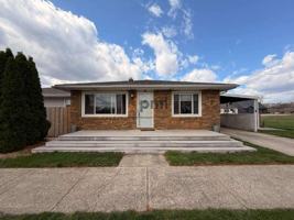 featured image of 9546 Gordon Dr