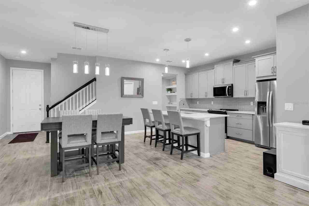 19421 Monarch Wind Way - Photo 2 of 25