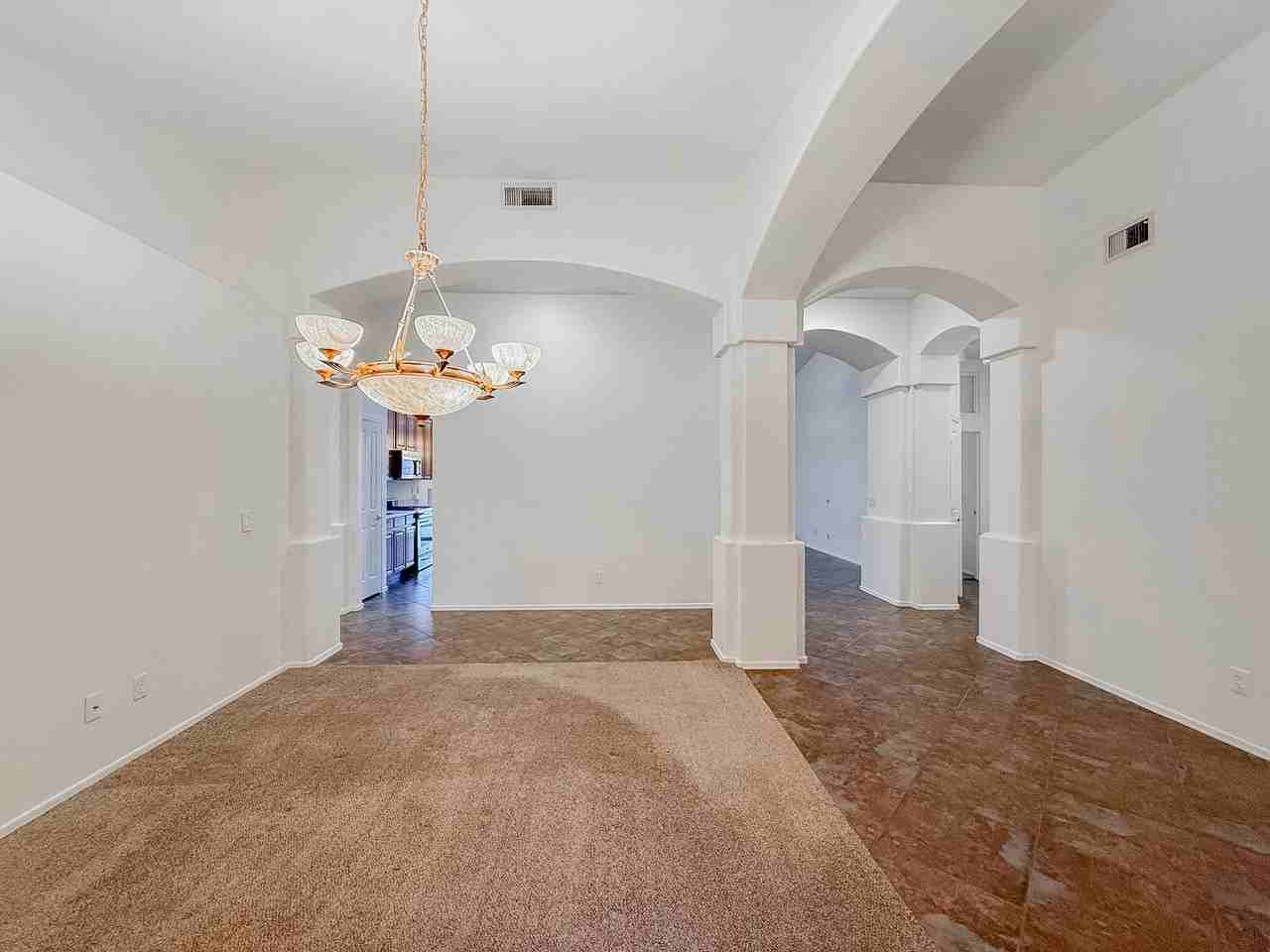 890 N Bullmoose Dr - Photo 7 of 42