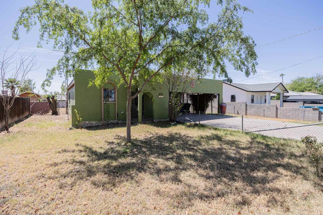 1423 E Virginia Ave - Photo 6 of 23