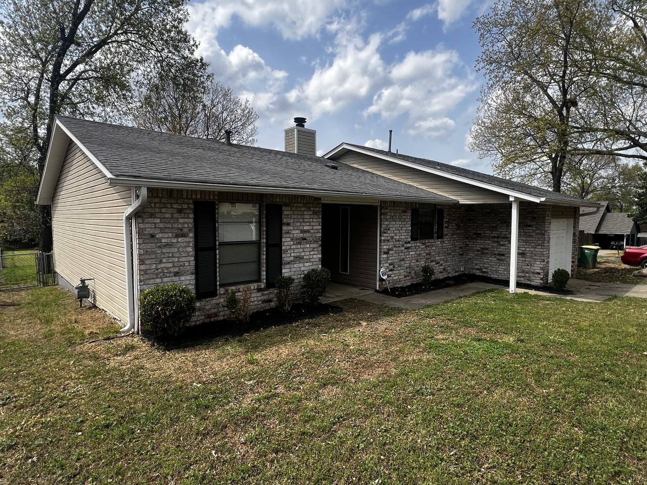 115 Pecan Valley Dr - Photo 2 of 17
