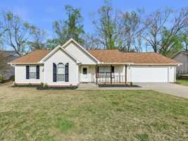 featured image of 1020 Highland Blvd