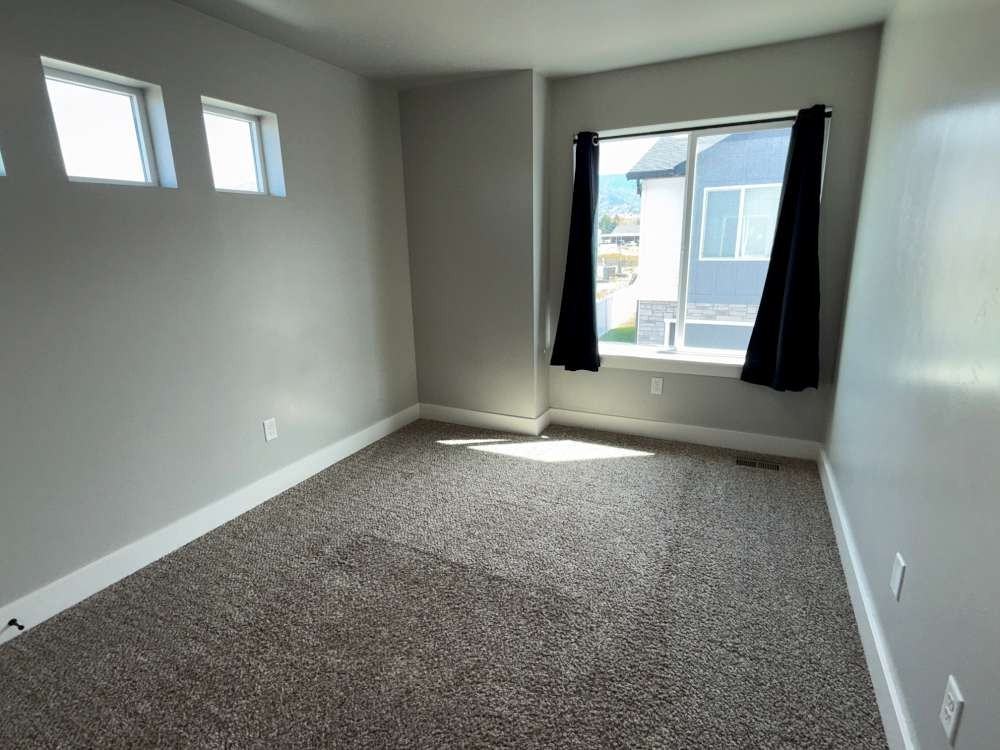 265 En #4 - Photo 6 of 16