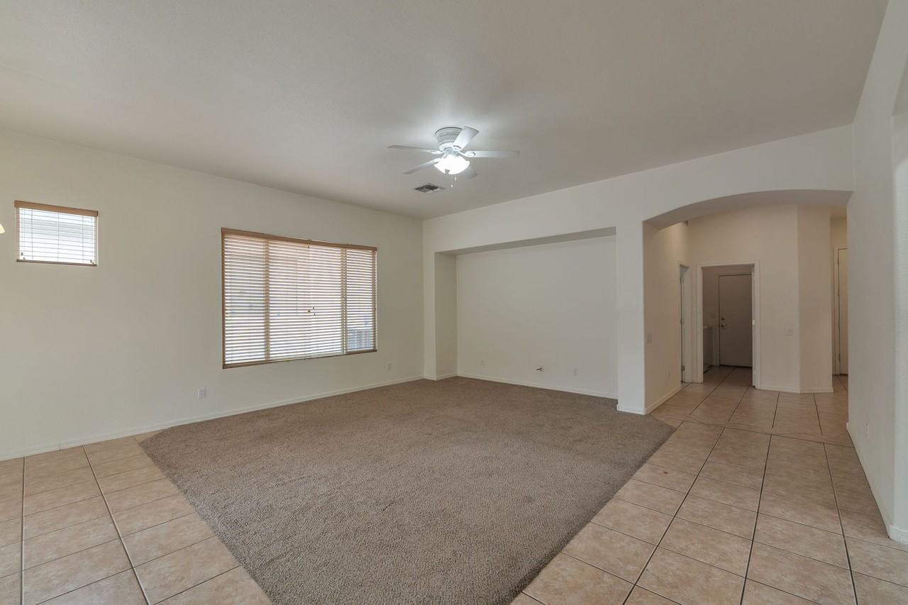 975 W Waxleaf Pl - Photo 7 of 25