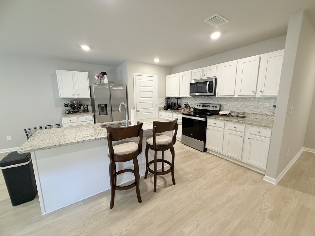 10611 Burlington Estates Dr - Photo 3 of 19