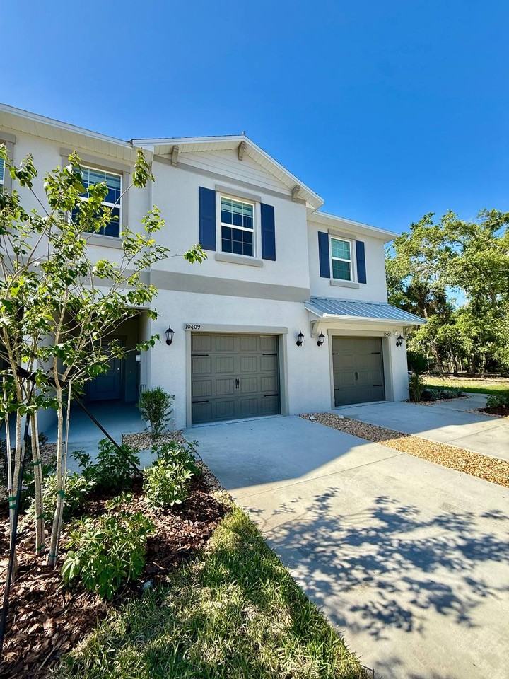 10409 Golden Sands - Photo 2 of 31