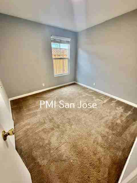 1721 Morgan St - Photo 3 of 14