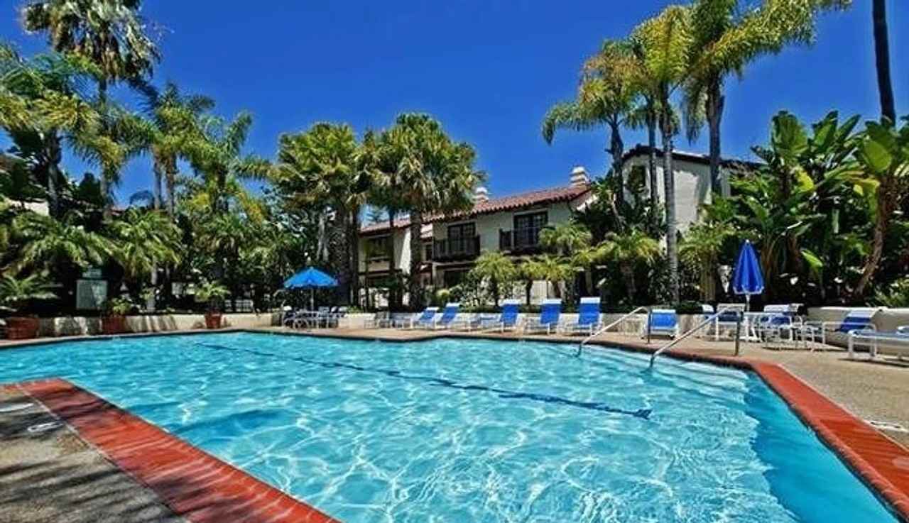 8694 Villa La Jolla Dr - Photo 3 of 8