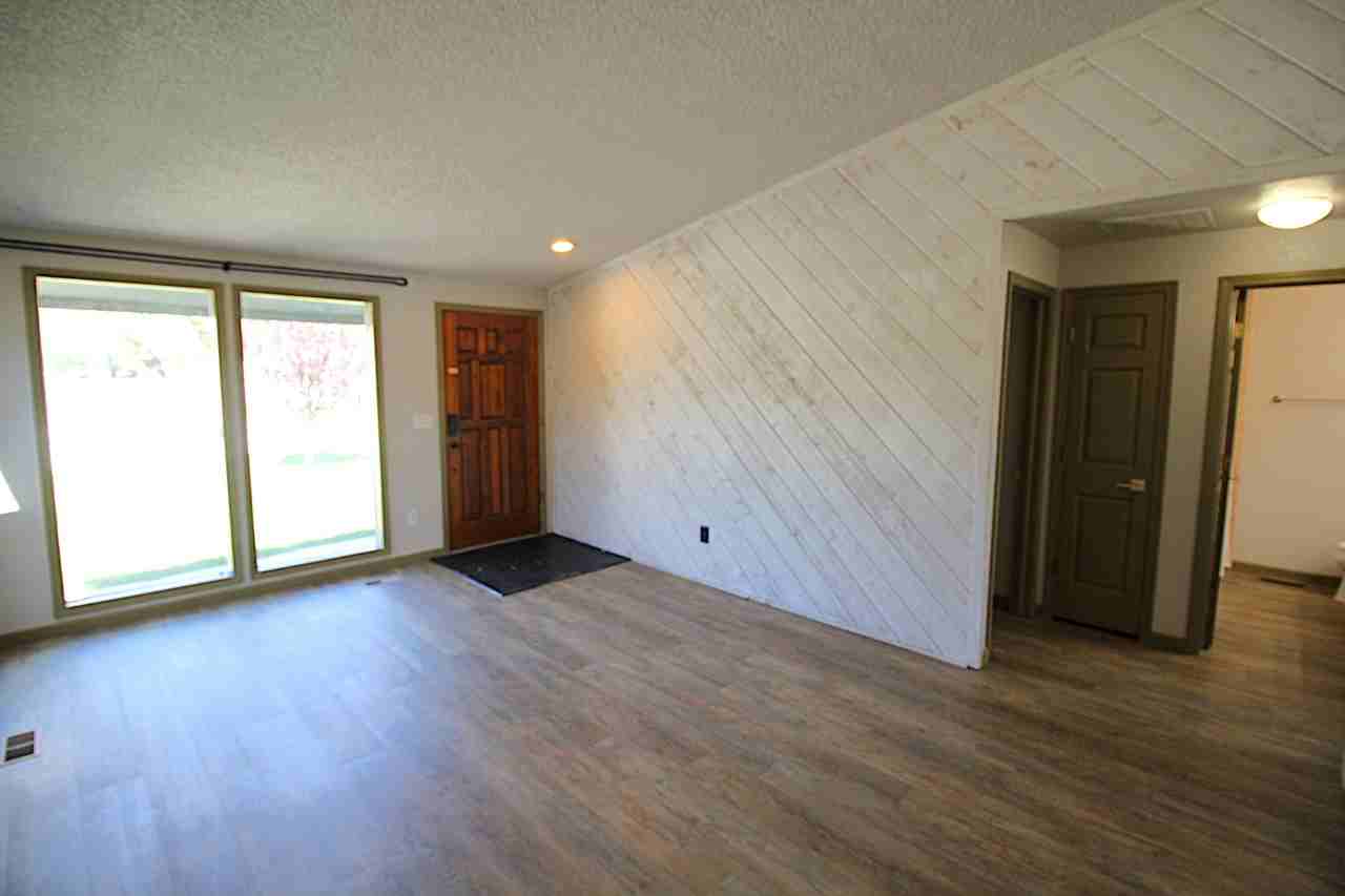 3357 S Williamsburg Way - Photo 4 of 17