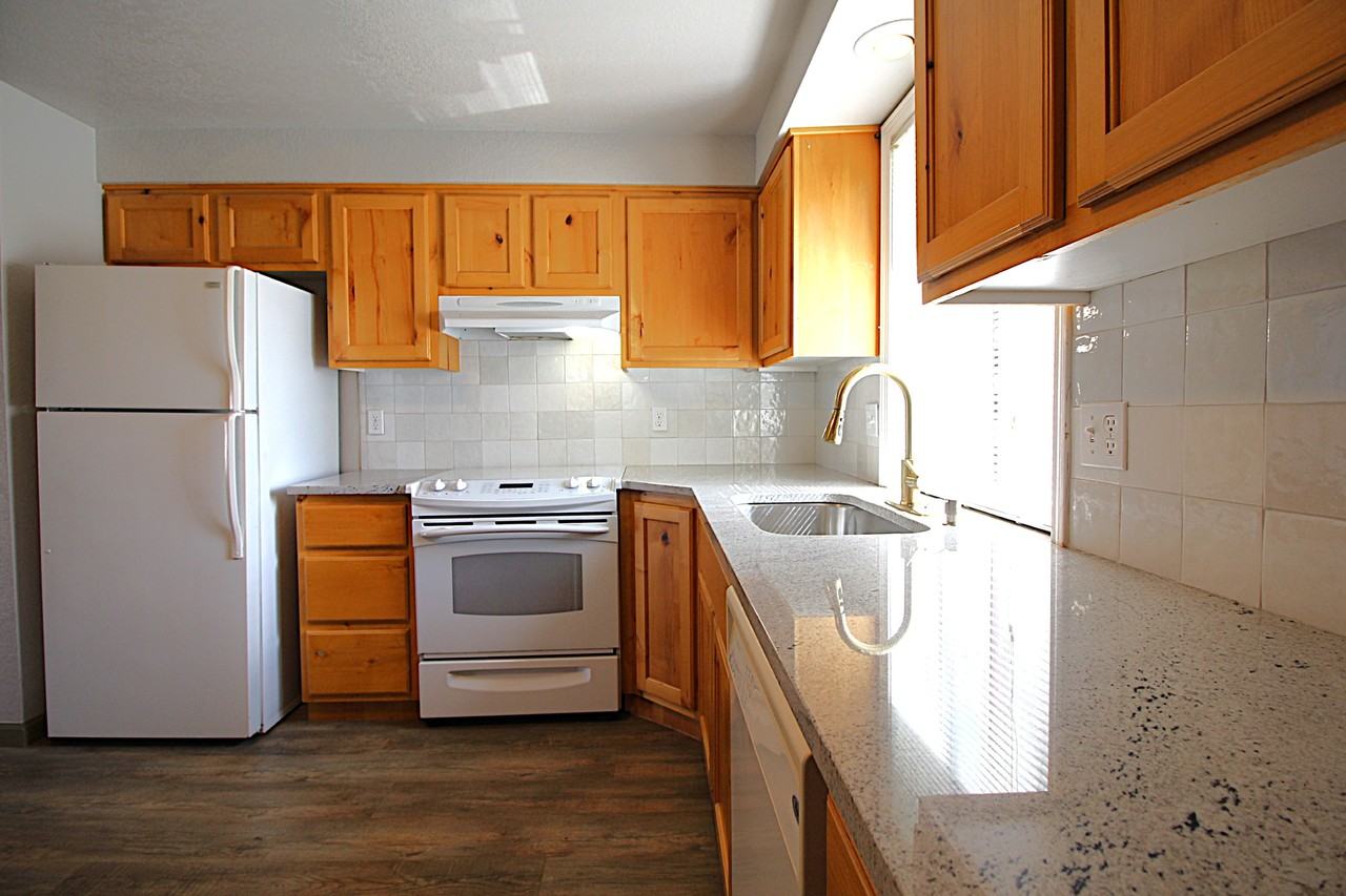 3357 S Williamsburg Way - Photo 7 of 17