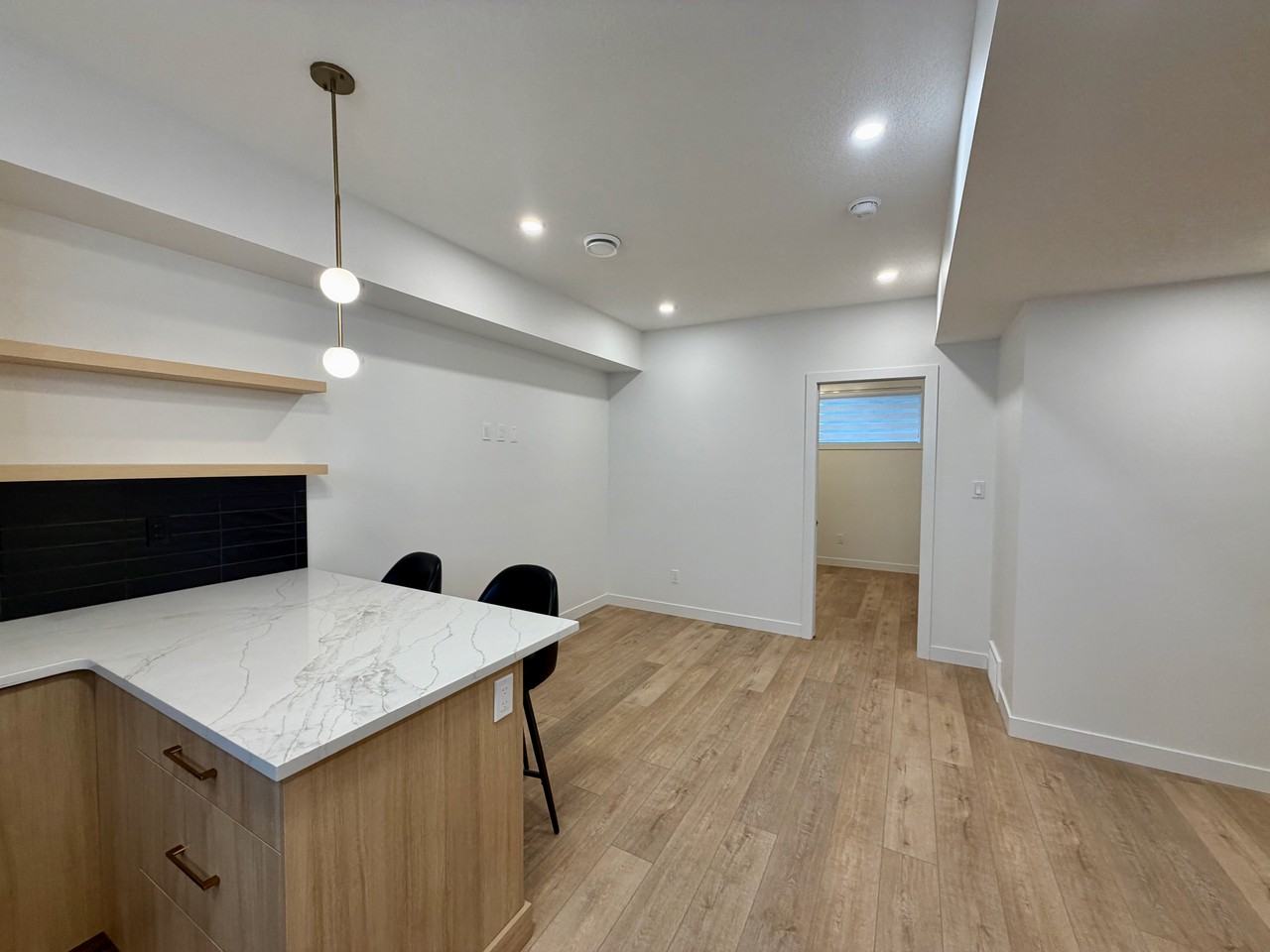 1134 Crestview Terr Bsmt #Bsmt - Photo 2 of 17