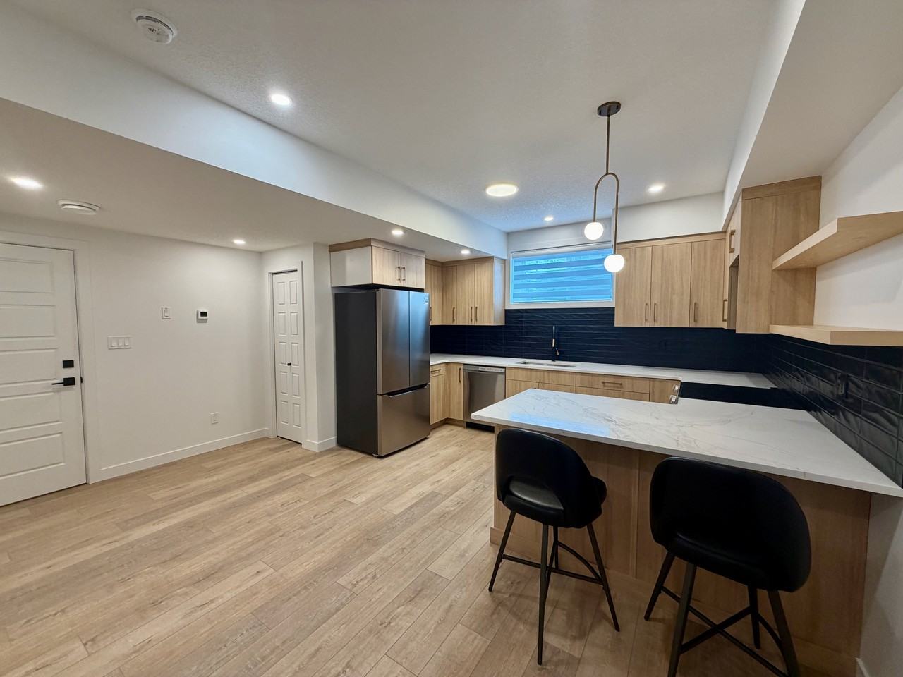 1134 Crestview Terr Bsmt #Bsmt - Photo 5 of 17