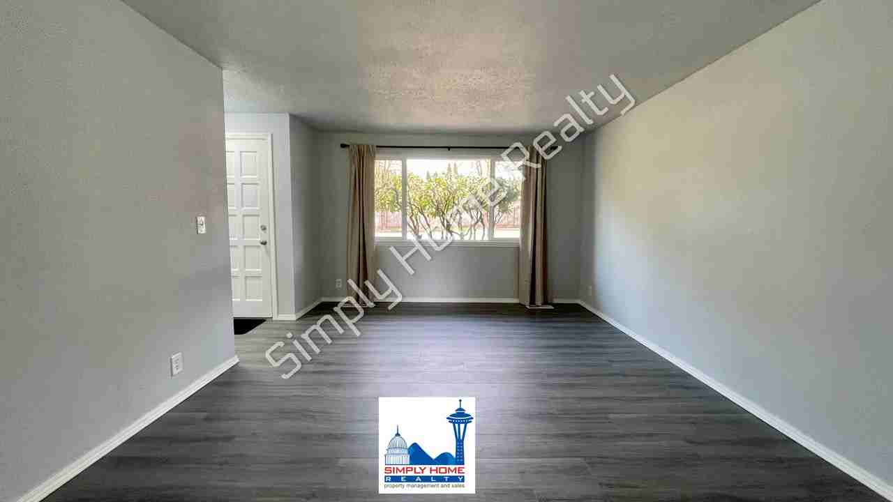 4425 Ruddell Rd Se - Photo 4 of 22