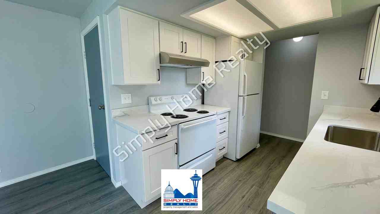 4425 Ruddell Rd Se - Photo 7 of 22