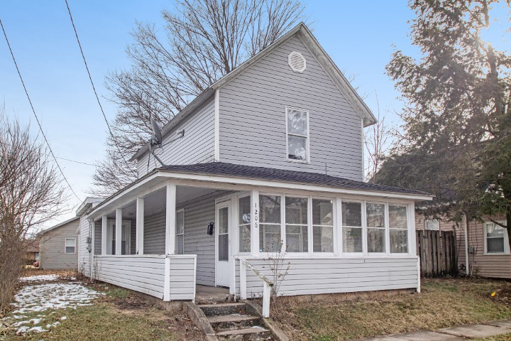 1206 S 29th St - Photo 2 of 17