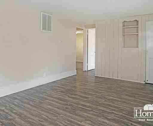 937 Roosevelt St - Photo 3 of 16