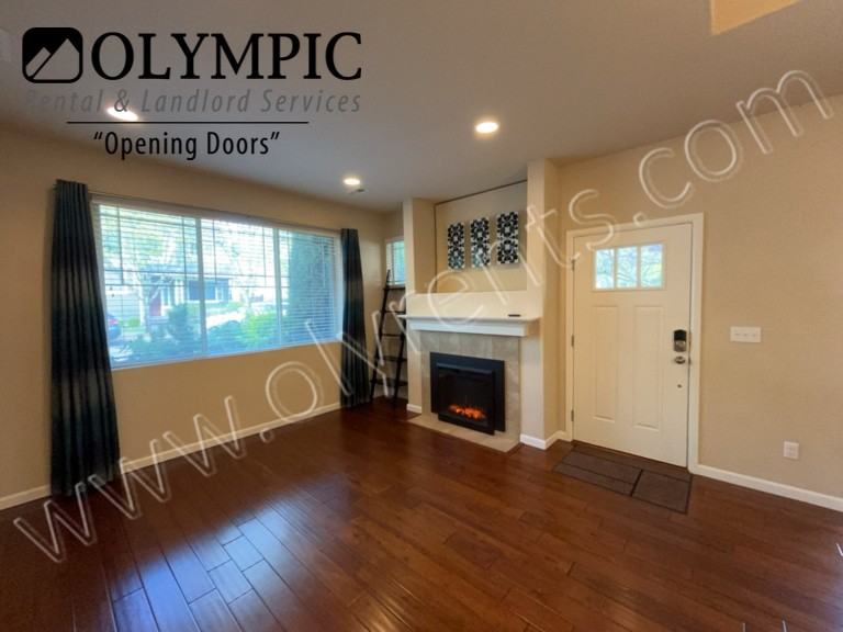 4611 Greenwood Dr Sw - Photo 3 of 23