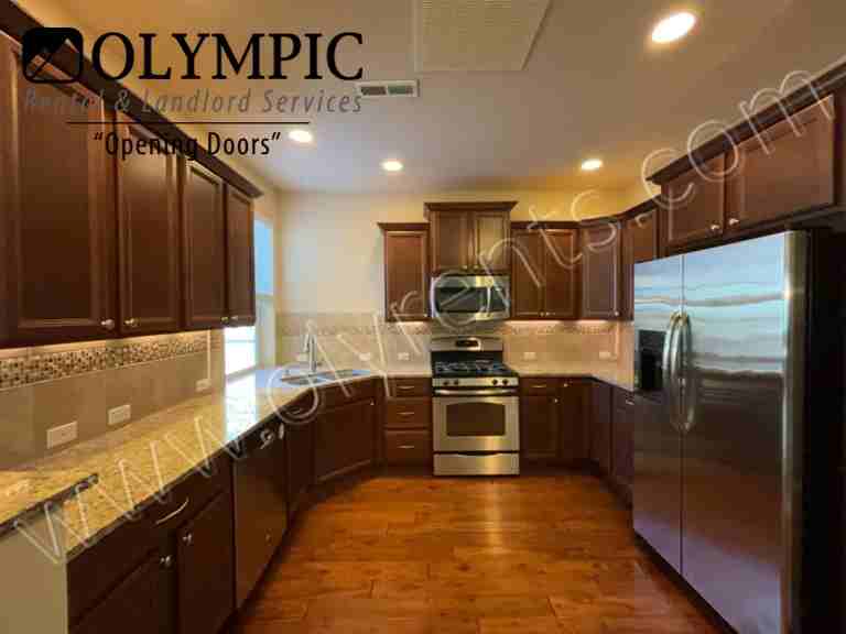 4611 Greenwood Dr Sw - Photo 5 of 23