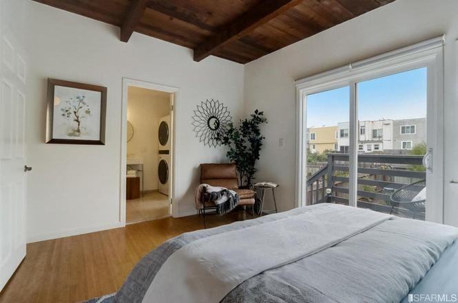 1584 48Th Ave - Photo 5 of 25