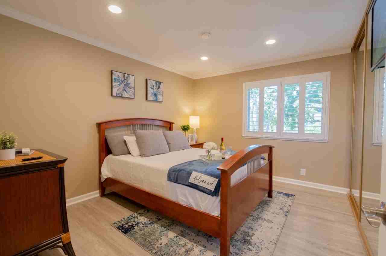 620 Devlin Ct - Photo 4 of 23