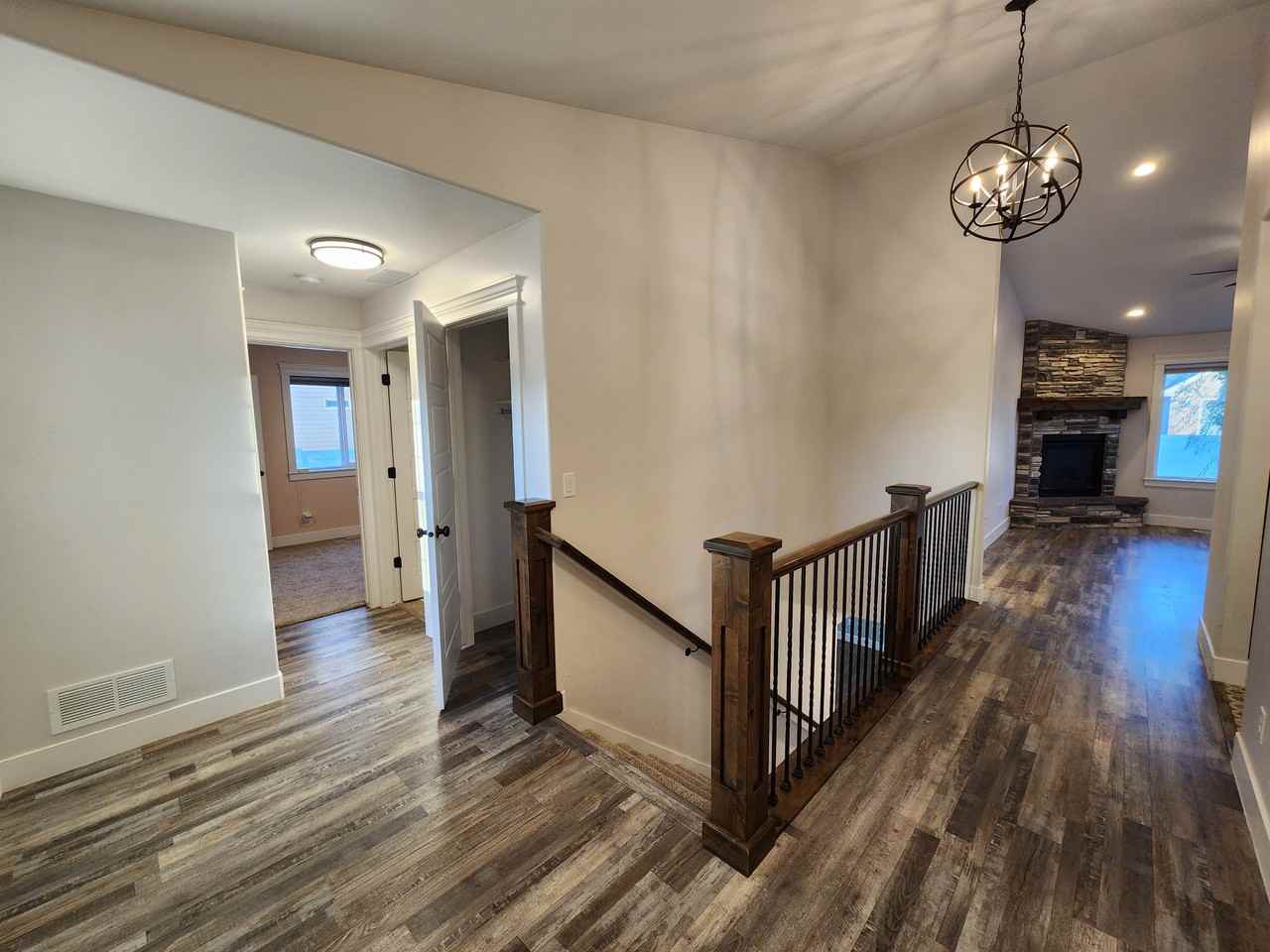 5335 S Carbine Dr - Photo 4 of 35