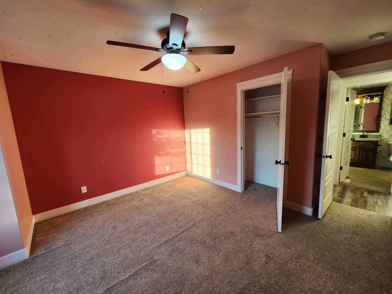 5335 S Carbine Dr - Photo 5 of 35