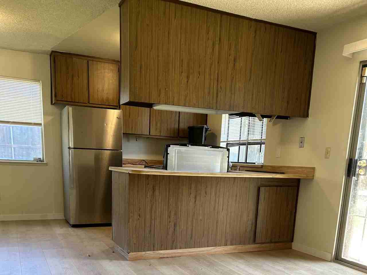 7819 21st Ave - Photo 4 of 18