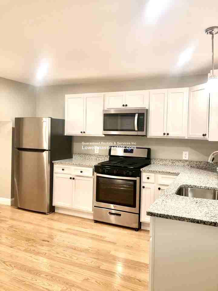 78 Orleans St #2 - Photo 4 of 22