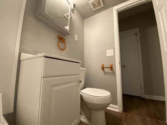 550 Harding Pl #C112 - Photo 4 of 28