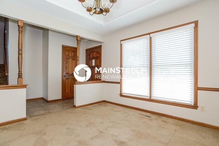 14620 W 65th Ter - Photo 5 of 17