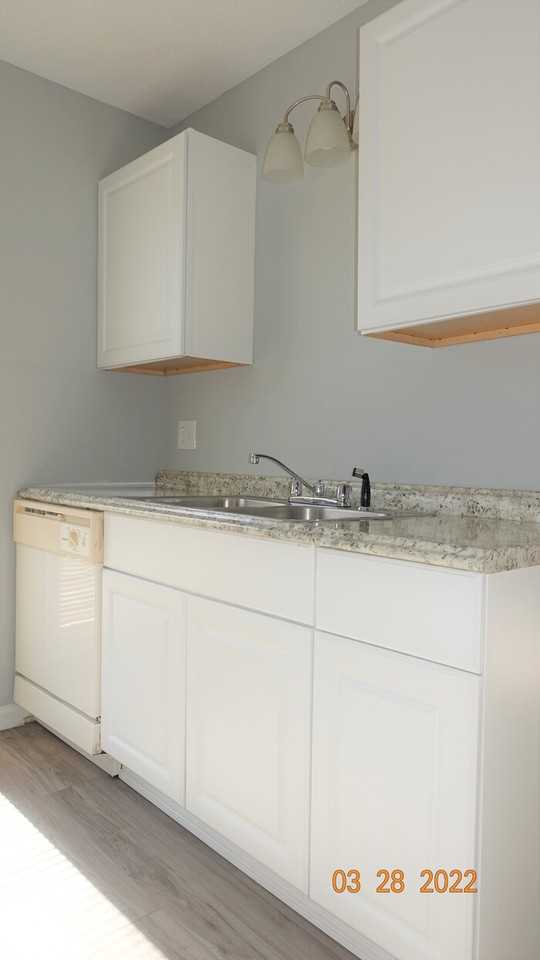 5723 Aftonshire Dr - Photo 5 of 50