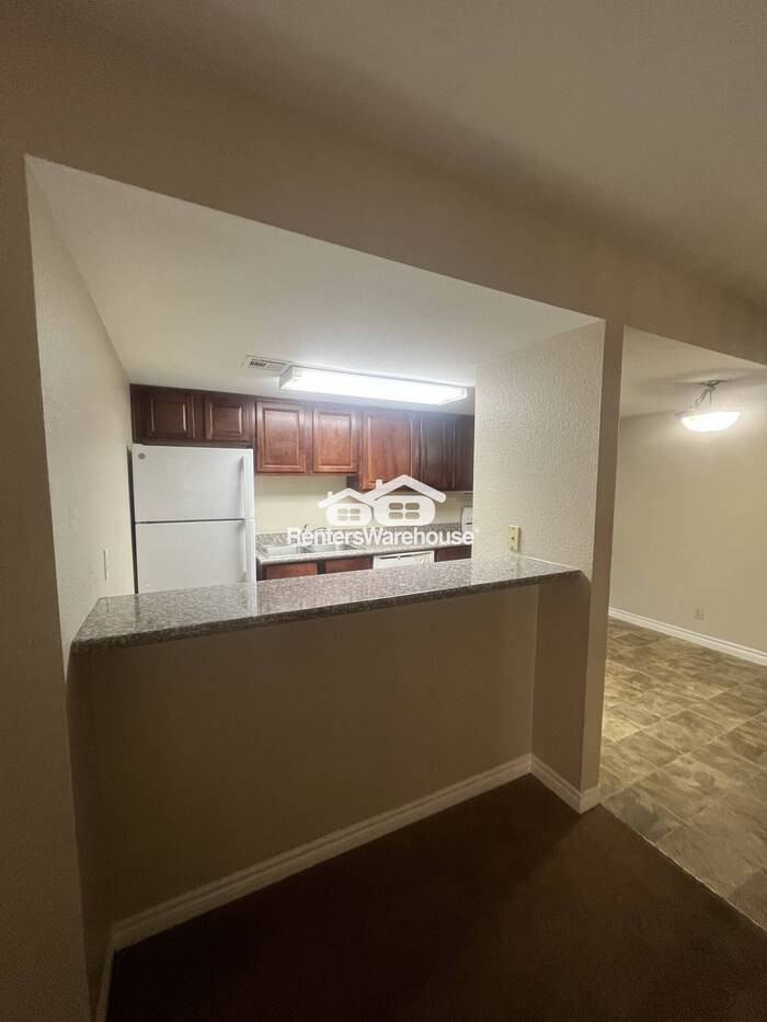 5026 River Glen Dr #159 - Photo 7 of 12