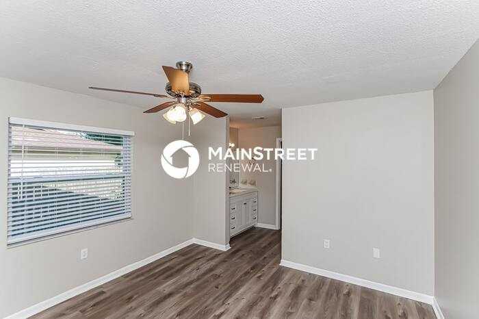 1513 Hendren Dr - Photo 7 of 17