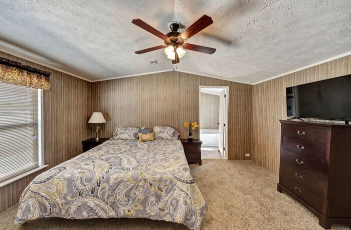 1205 W Circle Dr #16 - Photo 3 of 4