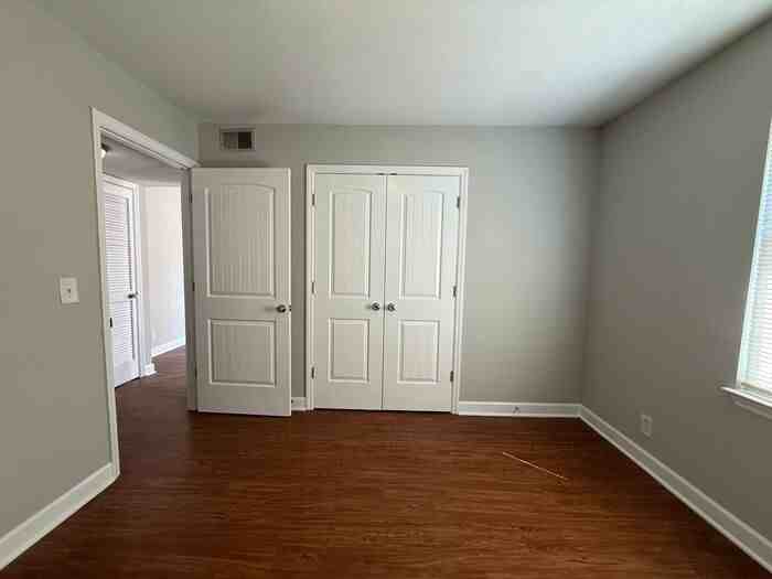 2327 Cooper Ter - Photo 6 of 17