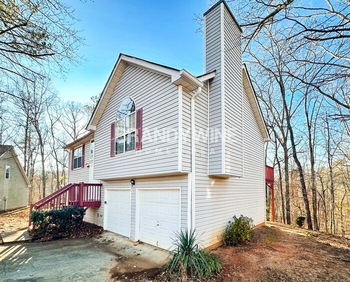 4599 White Rd - Photo 2 of 31