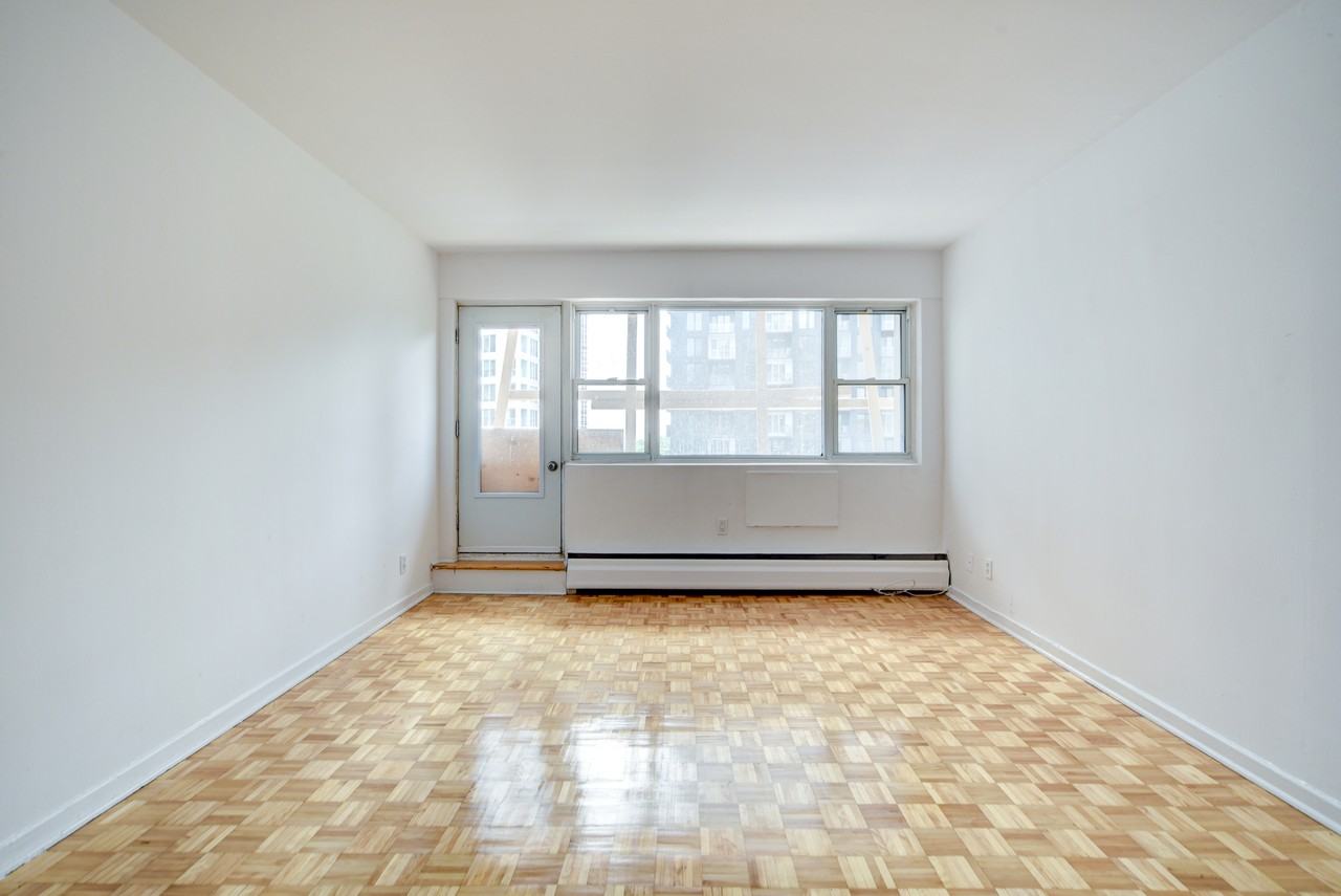 1225 Rue Du Sussex — photo 2