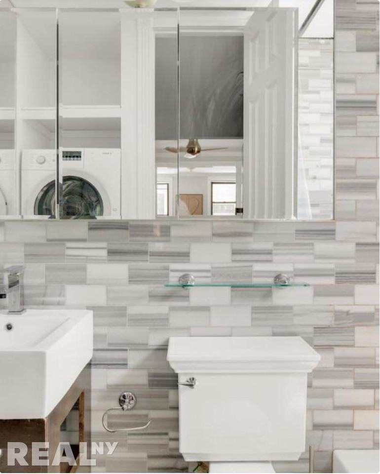 Mulberry St #2F - Photo 7 of 9