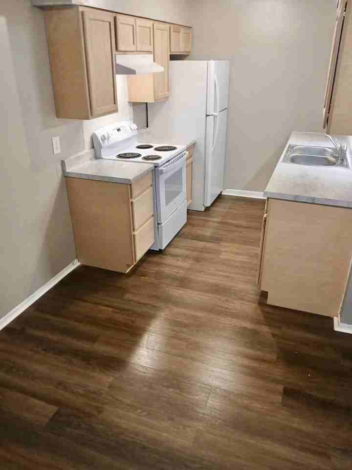 Long Meadow Apartments - Photo 2 of 11
