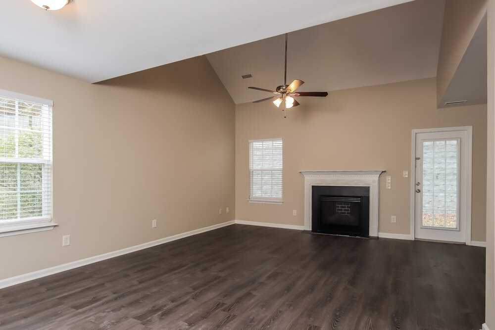 3952 Tyler Bluff Ln - Photo 4 of 17