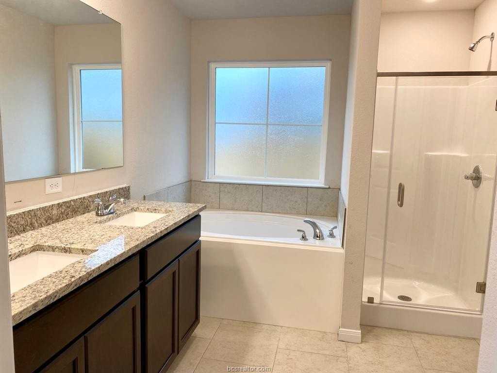 311 Camp Bowie Rd - Photo 4 of 5