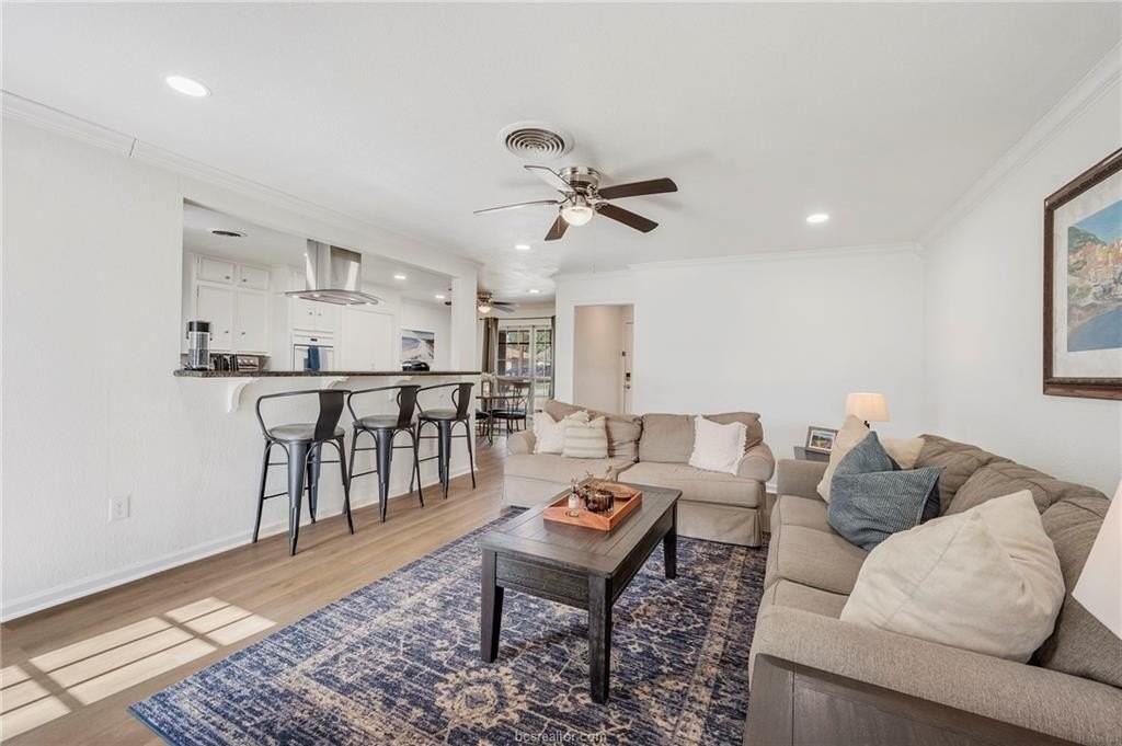 3514 Midwest Dr - Photo 4 of 17