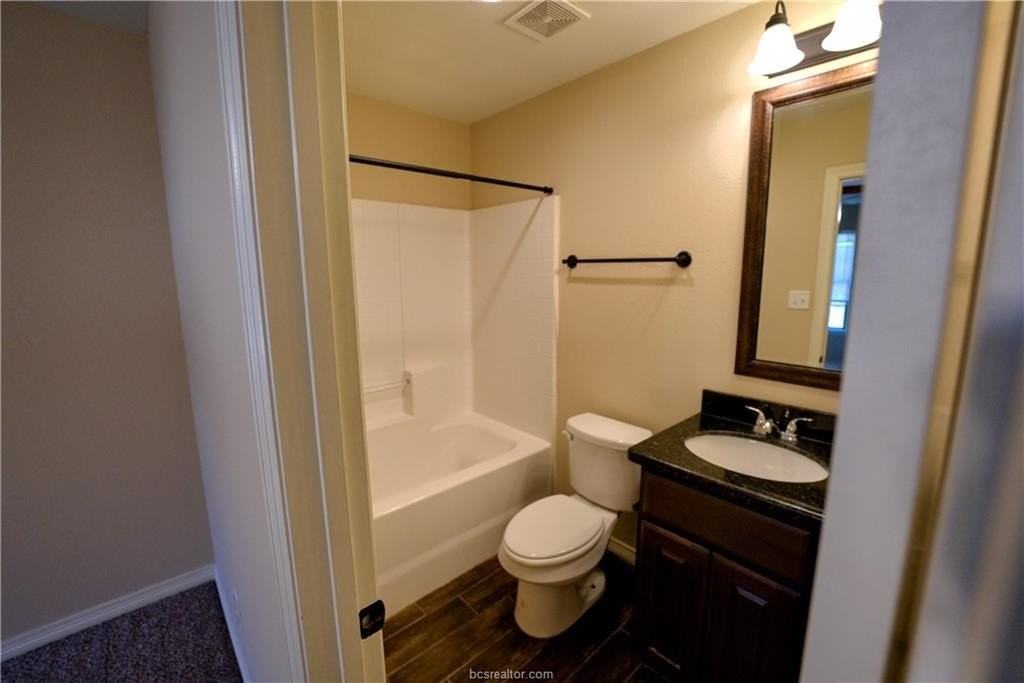 402 Nimitz St Unit A - Photo 6 of 15